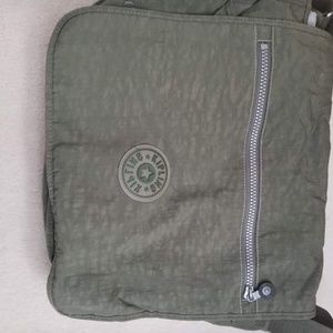 Kippling messenger bag